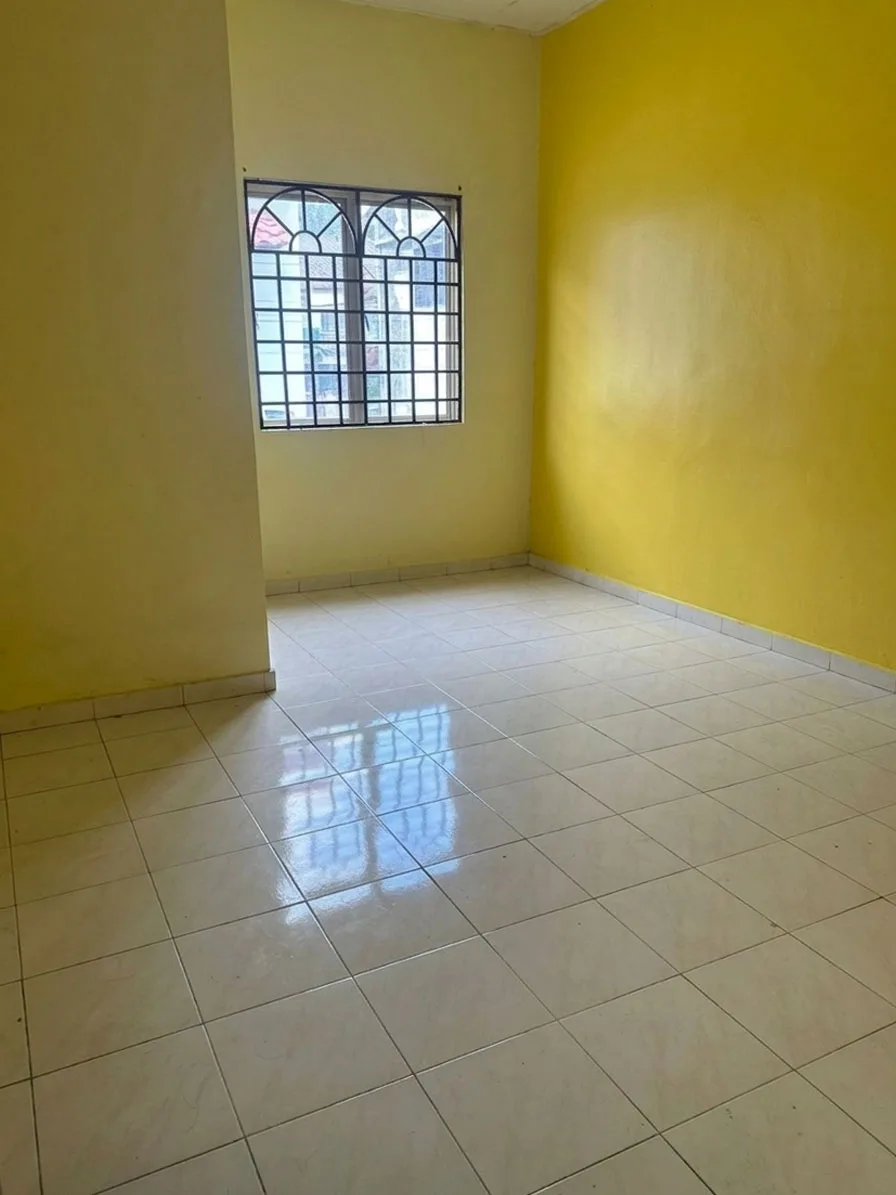 Double Storey End Lot Terrace House For Sale @ Bukit Tinggi 1, Klang